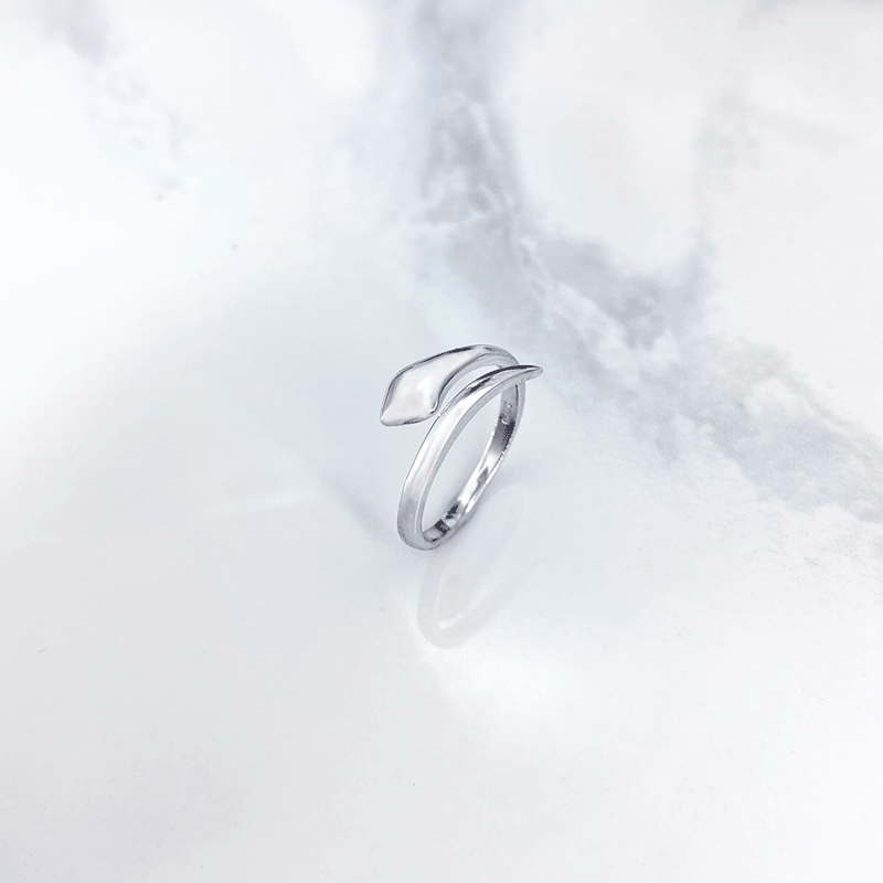 انگشتر نقره مدل مار بدون نگین