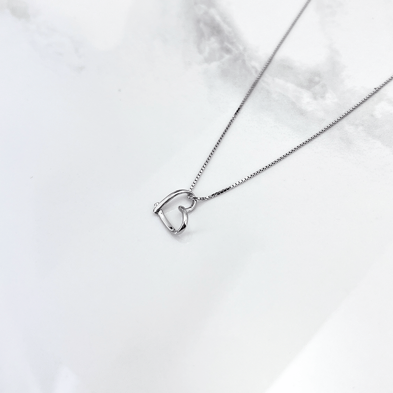 گردنبند زنانه نقره مدل قلب ظریف