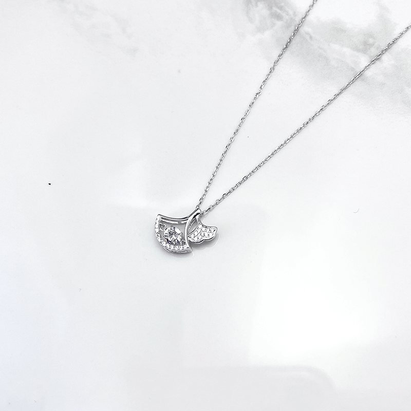 گردنبند زنانه نقره مدل گلبرگ