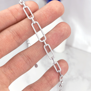 نمای دست دستبند نقره اسپرت هرمس