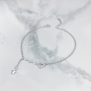 دستبند نقره ظریف دخترانه قلبی