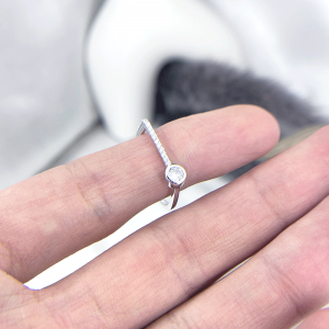 نمای داخل دست انگشتر نقره ظریف