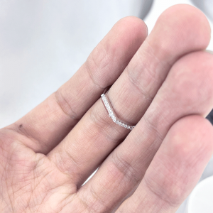 نگین مخراج شده انگشتر نقره دخترانه مینیمال