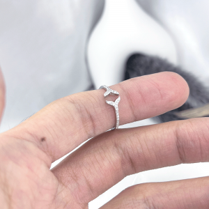 انگشتر نقره دم ماهی دخترانه