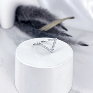 انگشتر نقره اسپرت دخترانه طرح فلش