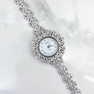 ساعت نقره زنانه ایرانی مدل دایره