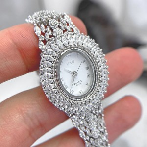 صفحه سفید ساعت نقره زنانه کلاسیک