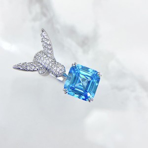 نمای بالای انگشتر سه بعدی زنانه نقره طرح جواهر