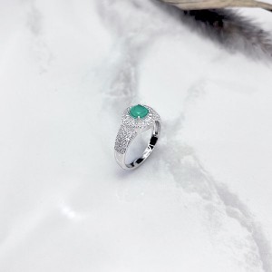 انگشتر ایتالیایی نقره زنانه طرح زمرد