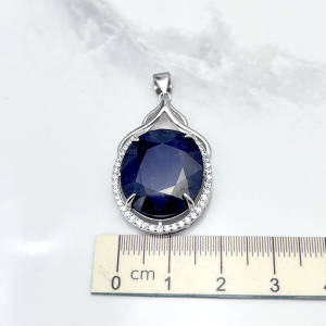 عرض مدال آویز یاقوت اصل زنانه