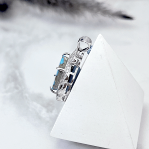 قطر مدال فیروزه زنانه