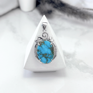 مدال آویز فیروزه زنانه