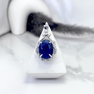 مدال نقره کریستال طرح یاقوت