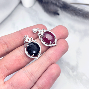 رنگ درخشنده قرمز و آبی مدال نقره زنانه