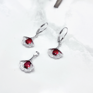 نیم ست کریستال قرمز طرح یاقوت