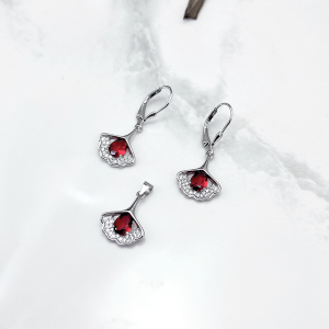 نیم ست مدل آویز طرح قرمز