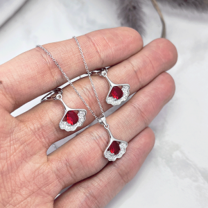 نیم ست قرمز زنانه کریستال قرمز