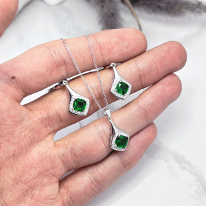 نیم ست نقره زنانه مدل اسپرت سبز