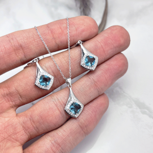 نیم ست ایتالیایی نقره  زنانه آبی