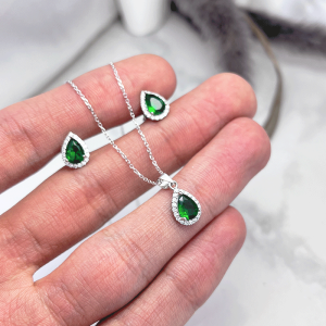 نیم ست گوشواره میخی نقره دخترانه