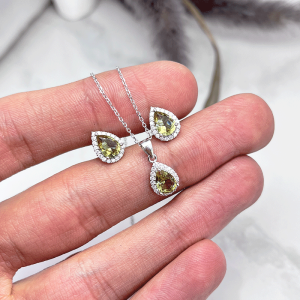 نیم ست نقره دخترانه همراه زنجیر