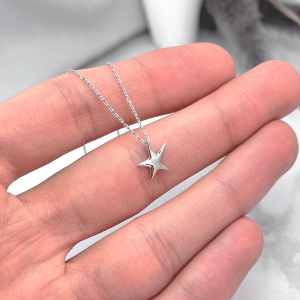 گردنبند مینیمال ستاره