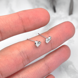 گوشواره نقره کوچک قلب