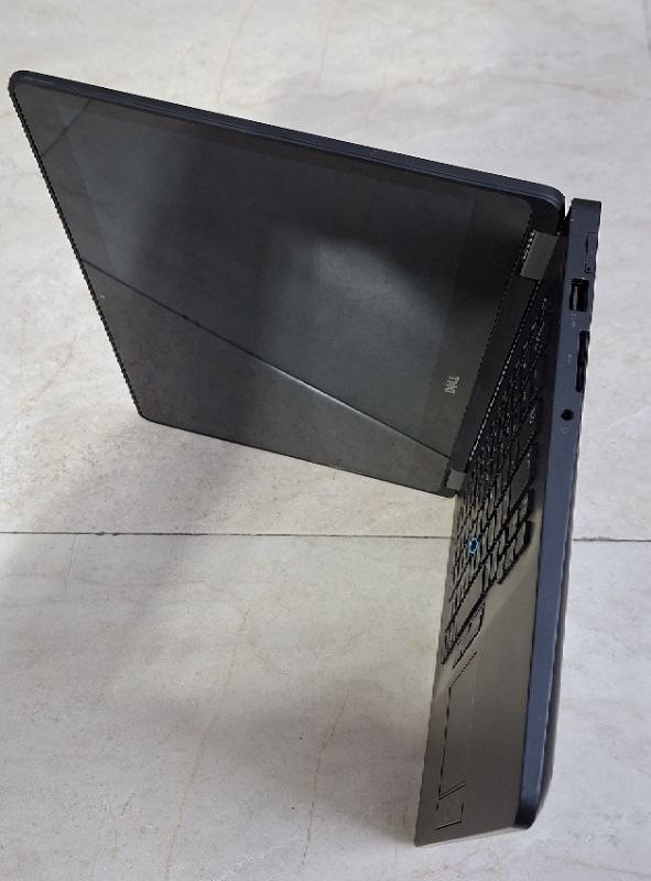 لپ تاپ دل DELL Latitude E7470 لمسی استوک