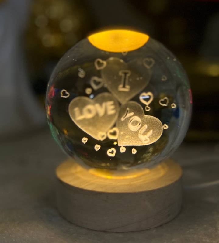 چراغ خواب مدل گوی کریستال طرح I LOVE YOU