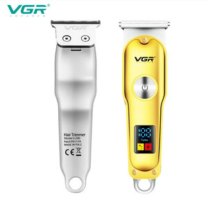 ماشین اصلاح موی سر و صورت وی جی ار مدل V-290 با تیغه استیل ضد زنگ، نمایشگر دیجیتال، قابلیت دو سرعته، منبع تغذیه برق و شارژ، سه شانه اصلاح 1 تا 3 میلی‌متر، مدت زمان استفاده 120 دقیقه و شارژ 90 دقیقه