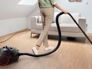 جاروبرقی مخزن دار بوش مدل BGS21POW2