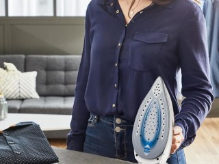اتوی مخزن‌دار تفال مدل Express Airglide SV8027