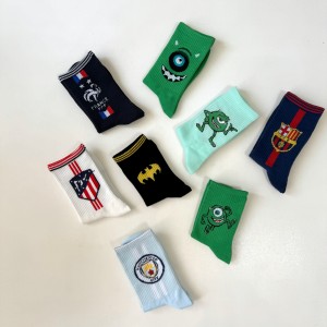 جوراب ساق‌بلند پسرانه