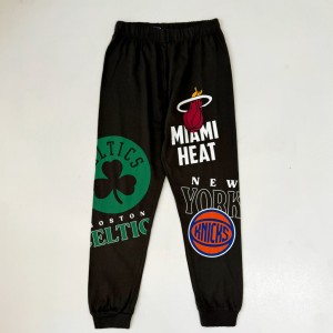 شلوار نخی پسرانه: تلفیقی از دوام، راحتی و سبک مدرن