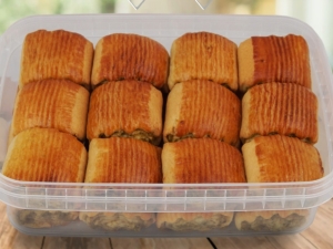 نان نازک پسته ای / بسته 400 گرمی