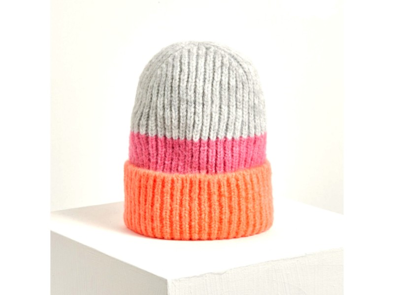 کلاه بافتنی زنانه Hatindustry