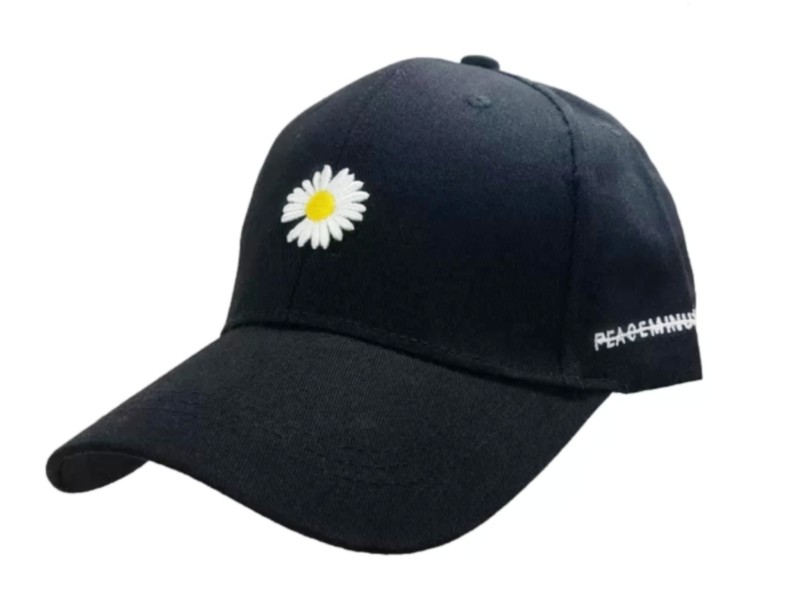 کلاه آفتابی زنانه اسپرت طرح گل بابونه گلدوزی