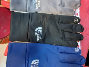 دستکش وینداستاپر تاچ دار طرح نورس فیس