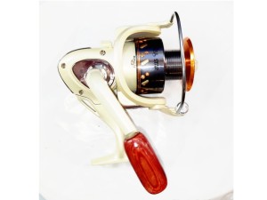 چرخ ماهیگیری آلبااستار XA7000