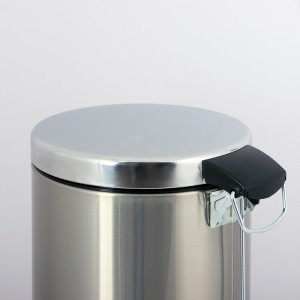 سطل زباله 20 لیتری پدالدار براسیانا اورانوس