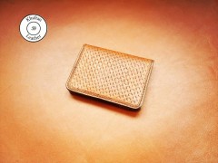 کیف پول حکاکی شده طرح موج سبد