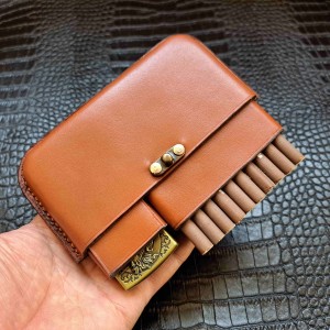 کیف سیگار پایه بلند ظرفیت بیست نخ به همراه جای فندک زیپو