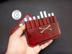 کیف سیگار چرم طبیعی ظرفیت هشت نخ طرح جمجمه