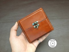 کیف سیگار ظرفیت ده نخ به همراه جای فندک