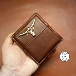 کیف  سیگار چرم طبیعی ظرفیت پنج نخ طرح گاو