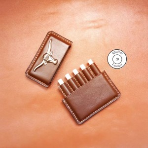 کیف  سیگار چرم طبیعی ظرفیت پنج نخ طرح گاو