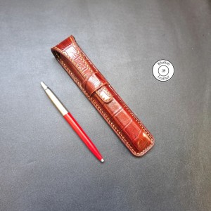 کیف خودکار ساخته شده از چرم گاوی طرح کروکودیل