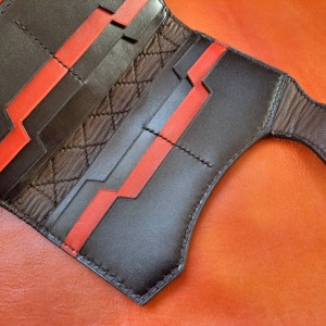 کیف مدارک ساخته شده از چرم گاوی