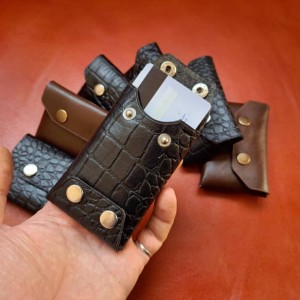 جاکارتی چرم گاوی ظرفیت دوازده کارت