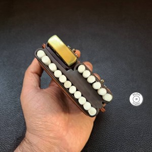 کیف سیگار ظرفیت 17 نخ به همراه جای فندک زیپو مناسب وینستون